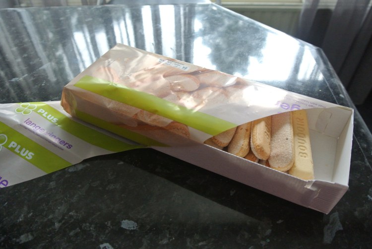 De lange vingers voor rumtaart. Foto door Rita Koolstra.